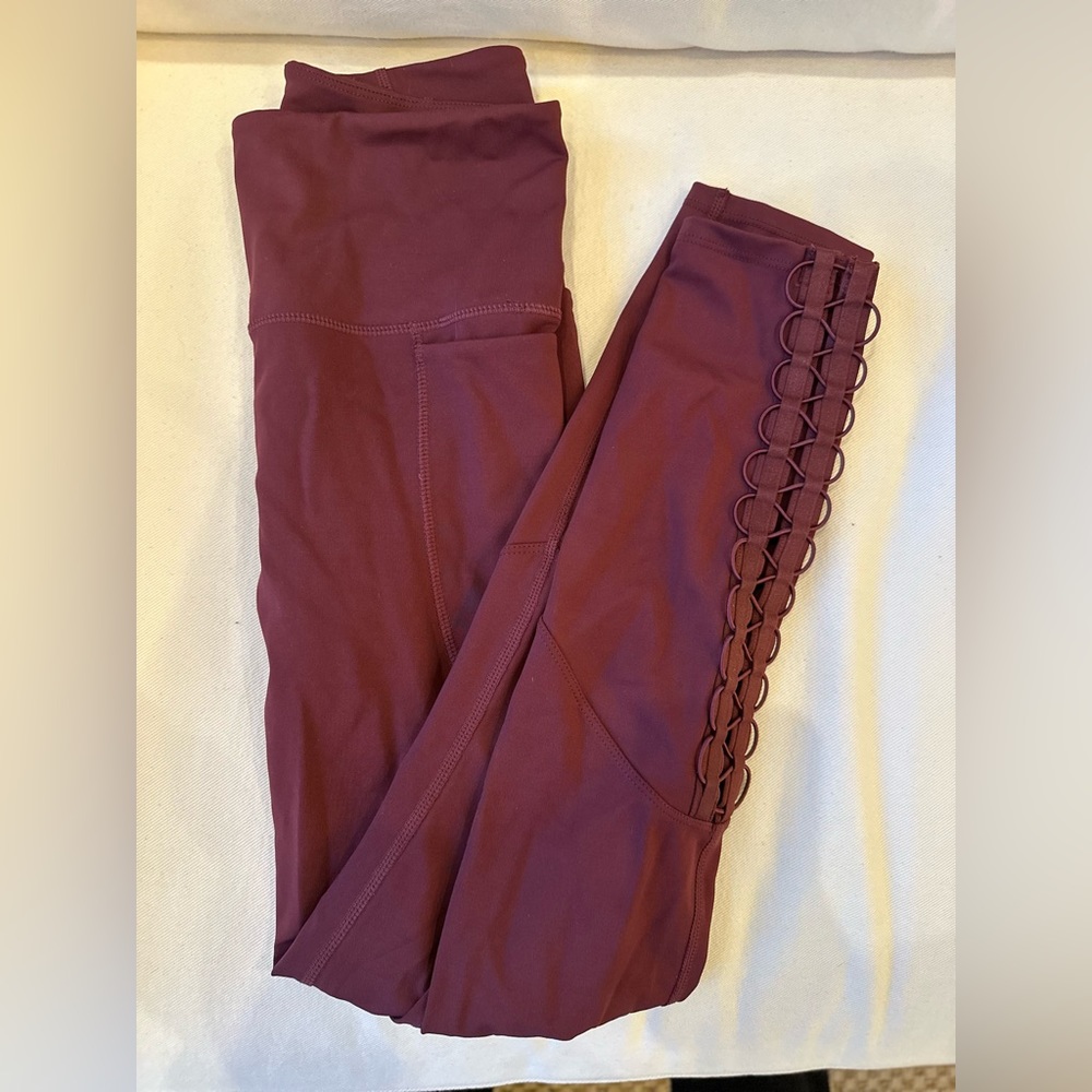 Joy Lab High Rise Legging Burgundy with Pockets